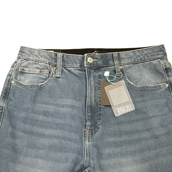 LuLaRoe Vintage Wash Flare Jeans Size 32 NWT - Picture 3 of 5